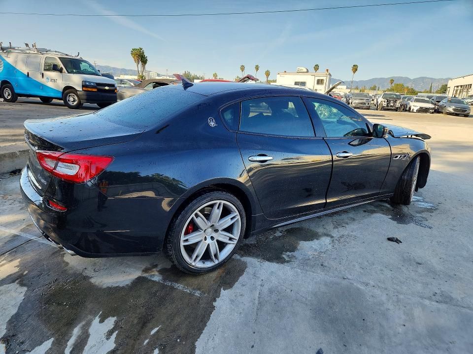 2014 Maserati Quattroporte s
