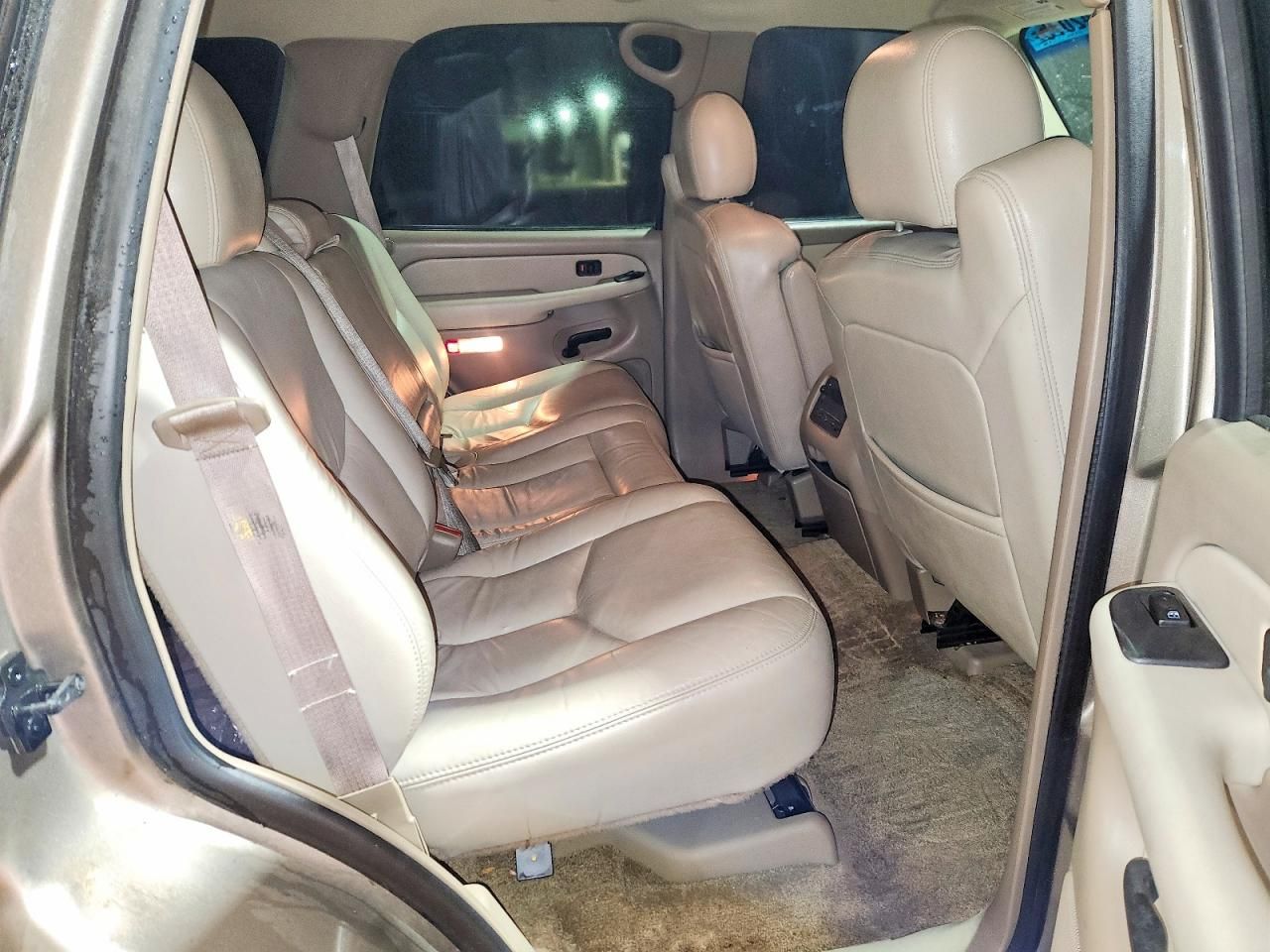 2003 Chevrolet Tahoe C1500