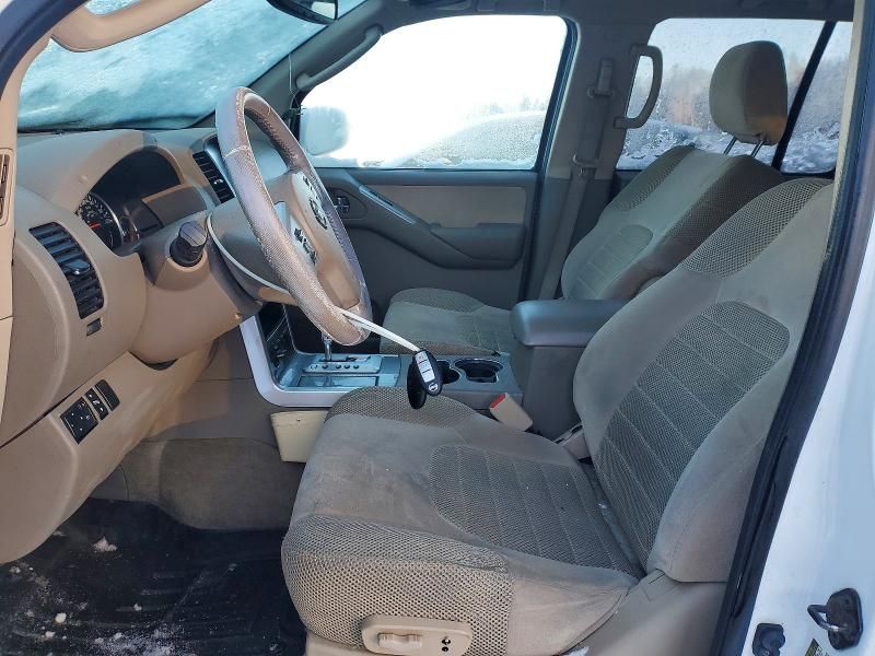 2012 Nissan Pathfinder s