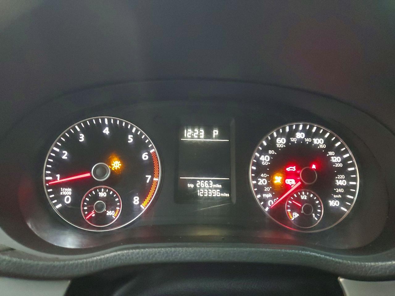 2014 Volkswagen Passat s