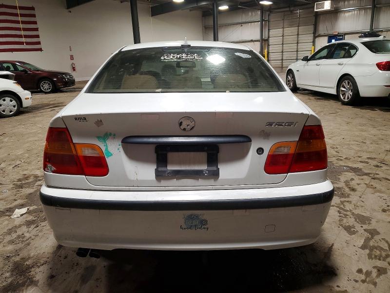 2004 BMW 325 i