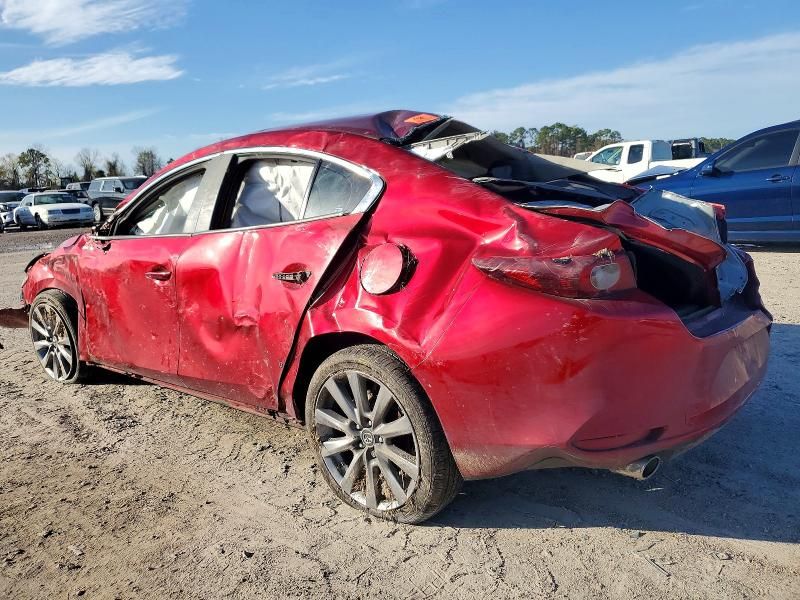 2023 Mazda 3 Preferred