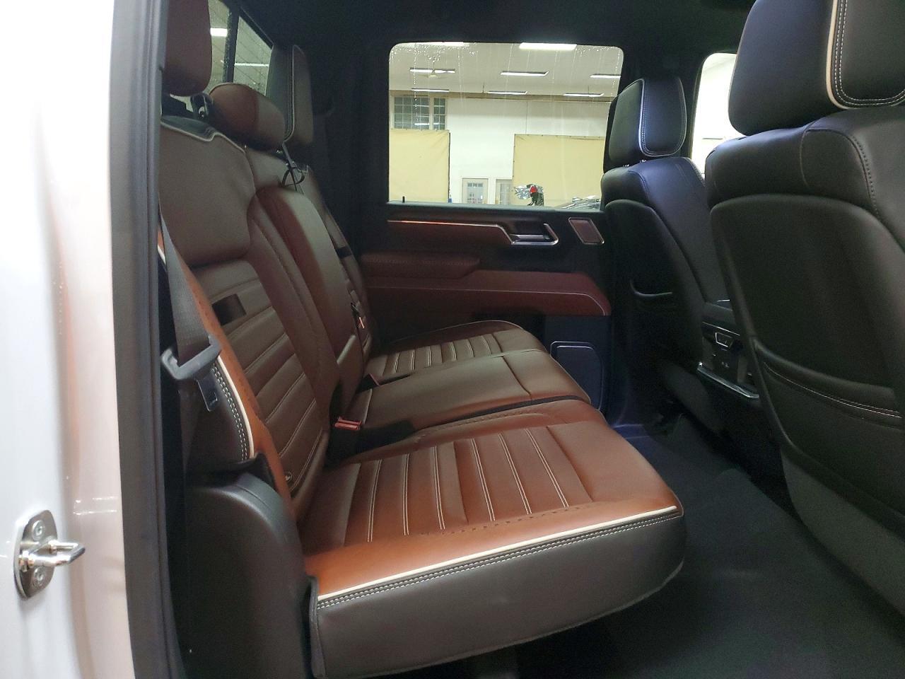 2024 GMC Sierra K2500 Denali Ultimate
