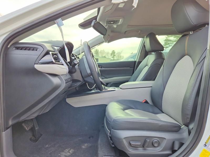 2020 Toyota Camry xle