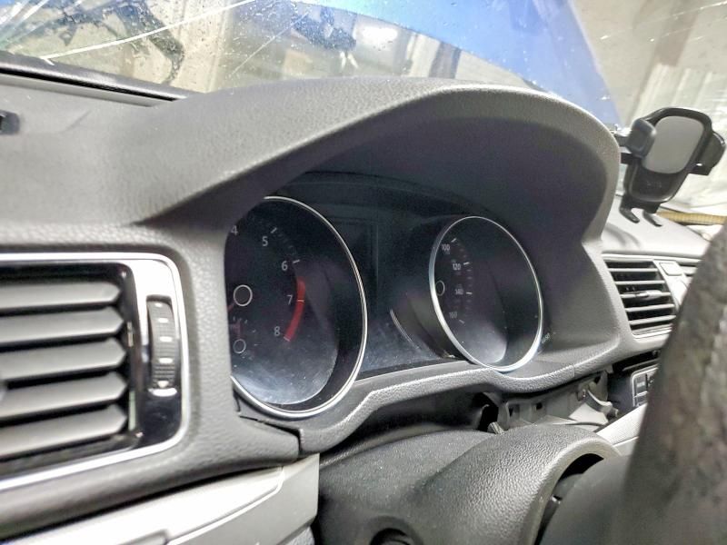 2016 Volkswagen Passat s