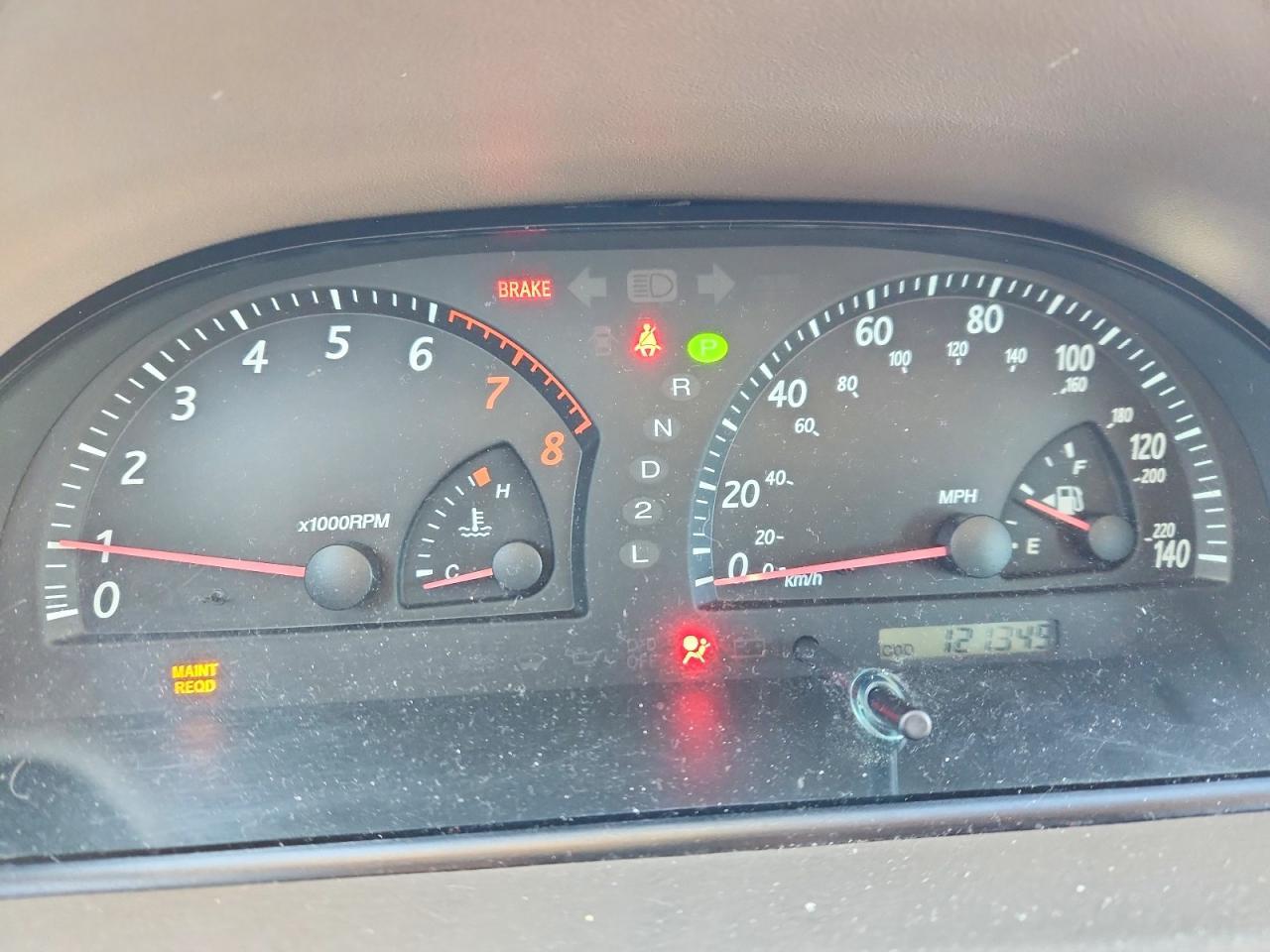 2004 Toyota Camry le
