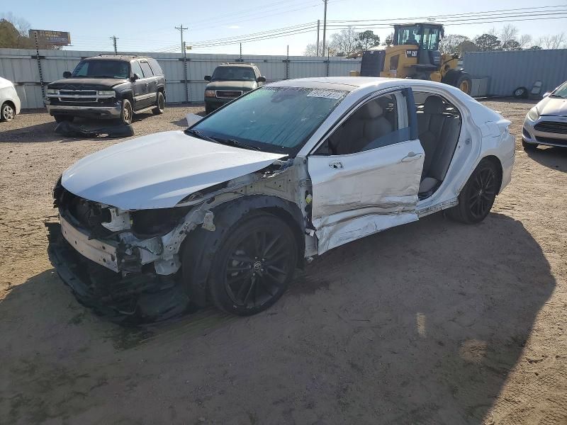 2021 Toyota Camry xse