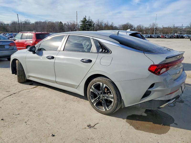 2023 KIA K5