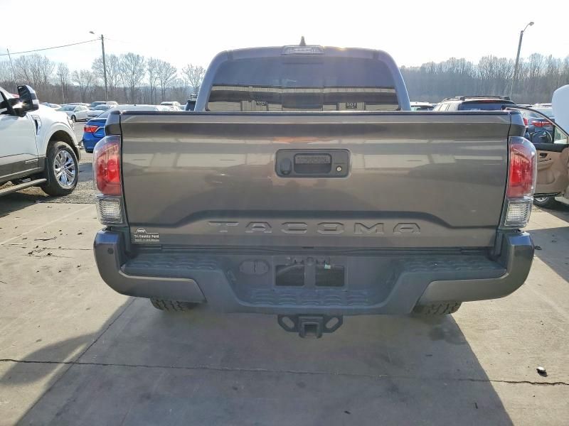 2020 Toyota Tacoma Double cab