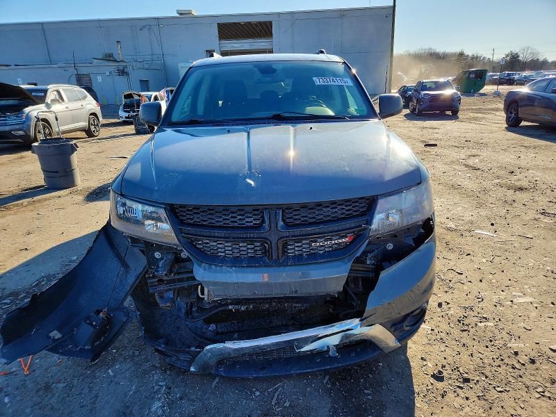 2019 Dodge Journey Crossroad