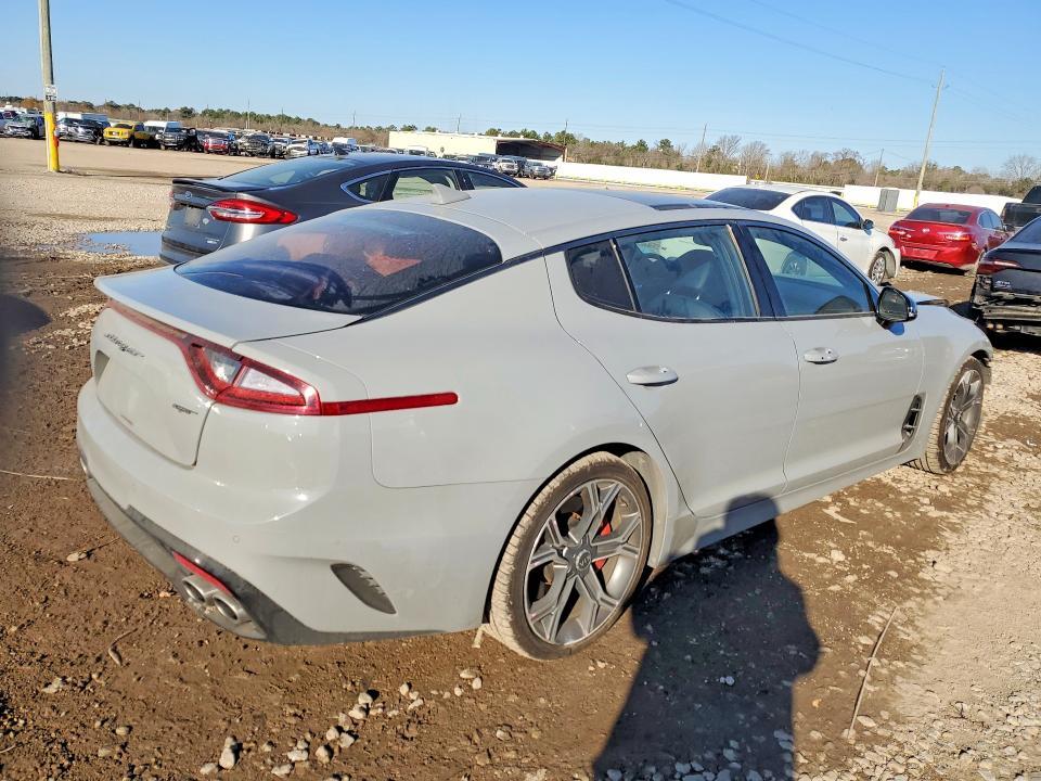 2020 KIA Stinger GT1