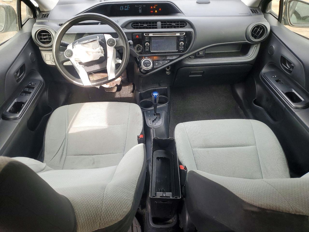 2015 Toyota Prius c