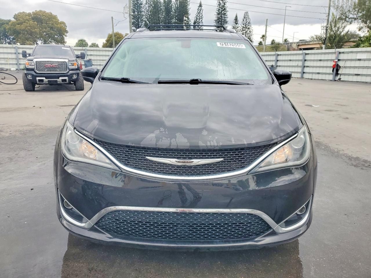 2020 Chrysler Pacifica Touring l