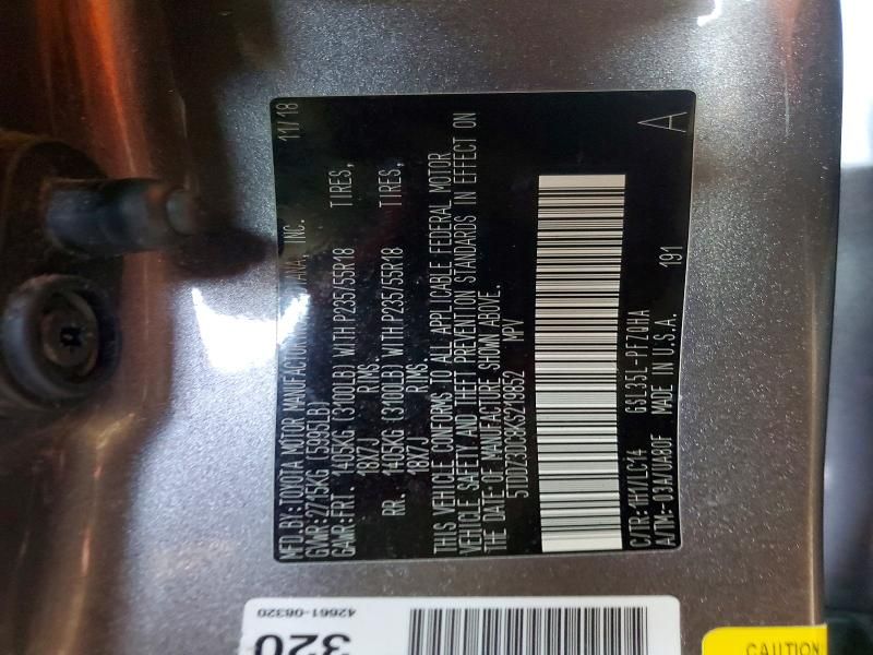 2019 Toyota Sienna xle