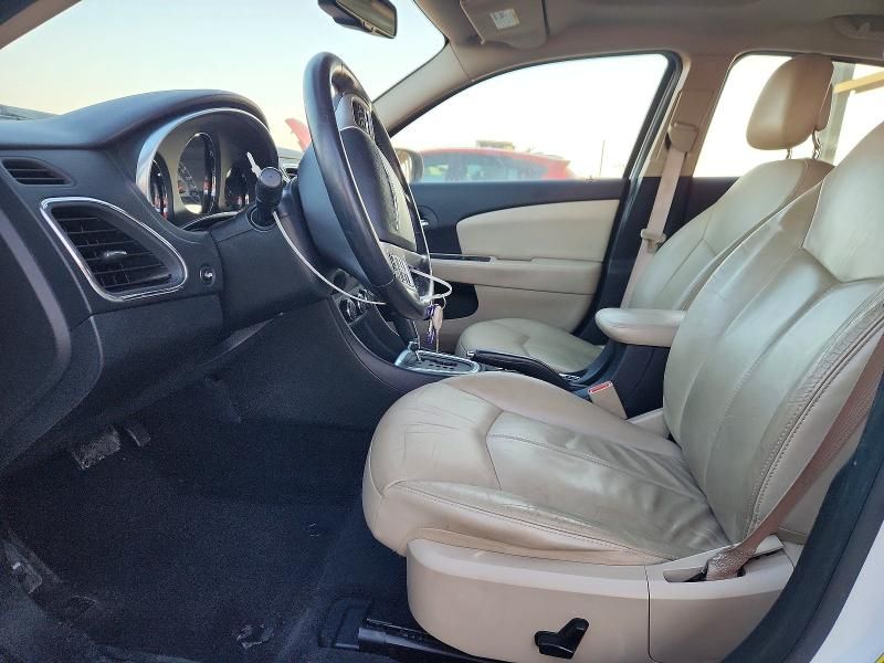 2012 Chrysler 200 Limited