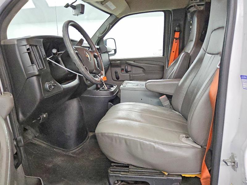2013 Chev Express G2500