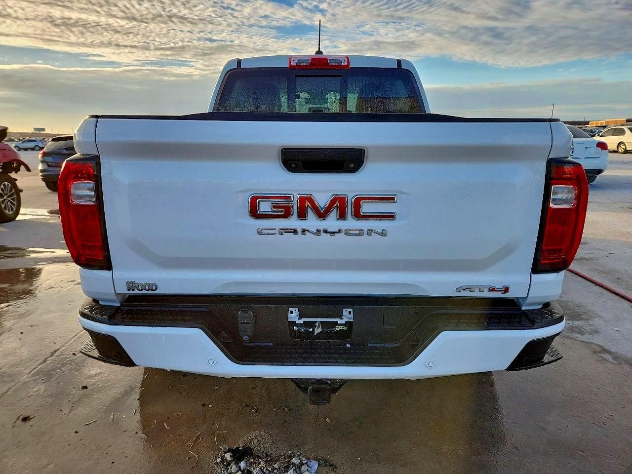 2023 GMC Canyon AT4