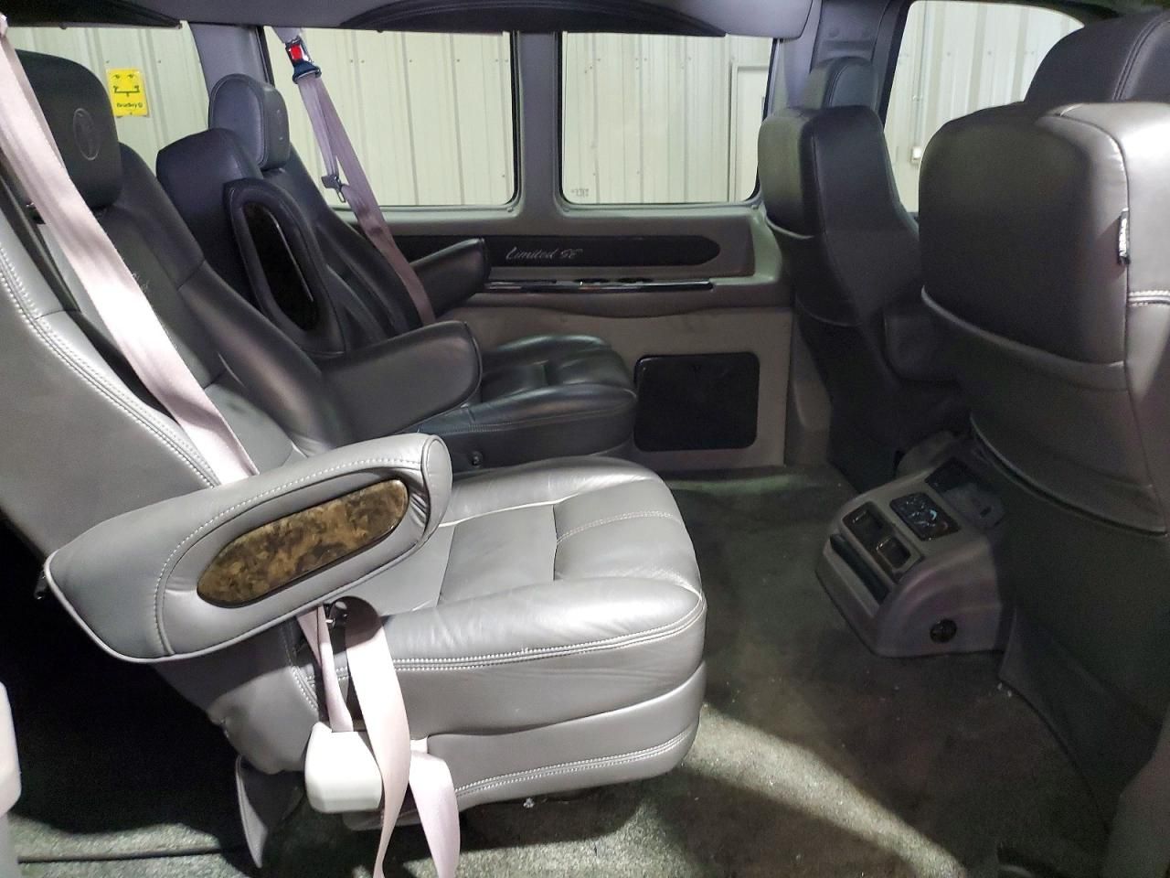 2017 Chevrolet Express G2500