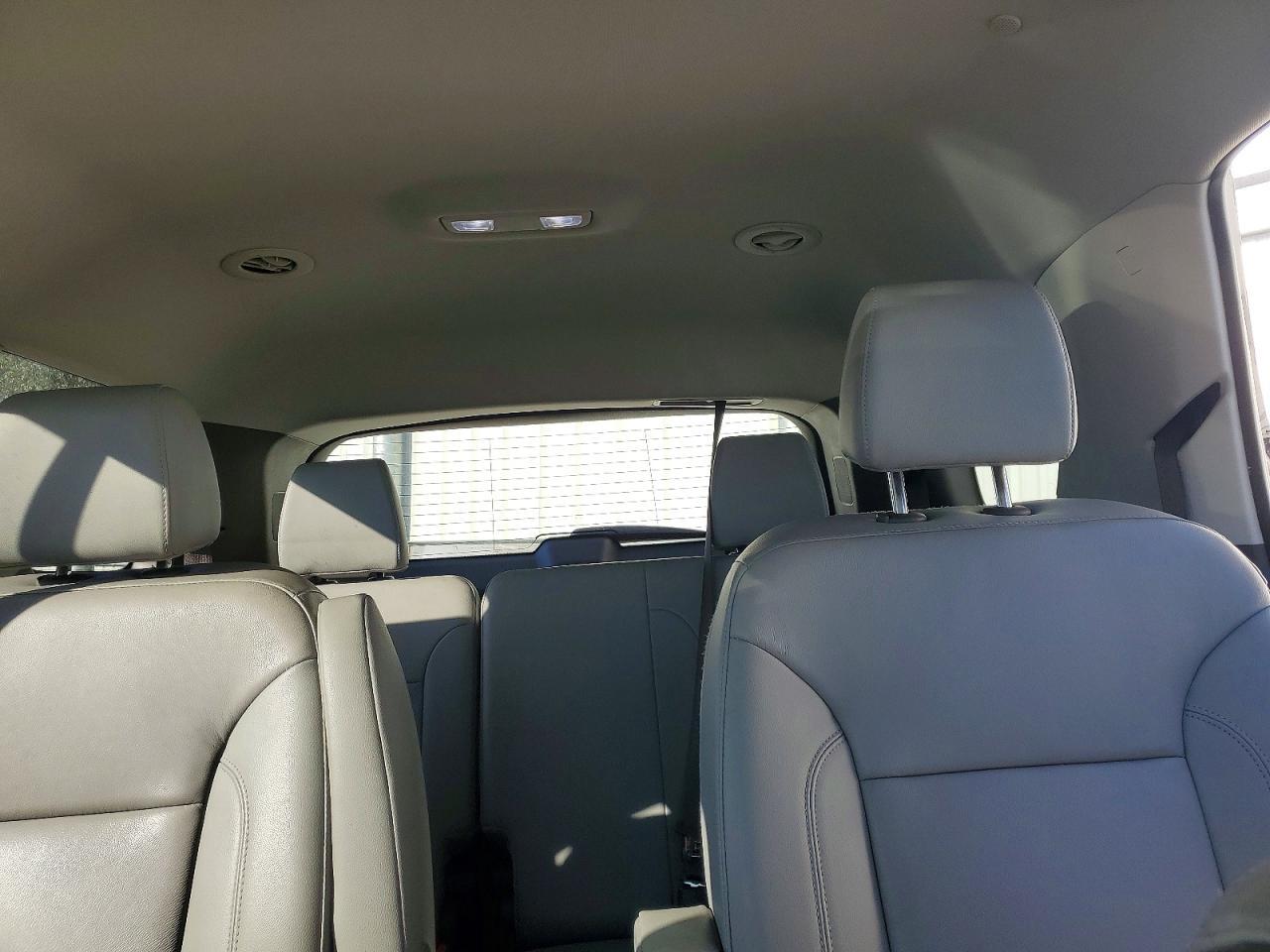 2020 Chevrolet Traverse lt