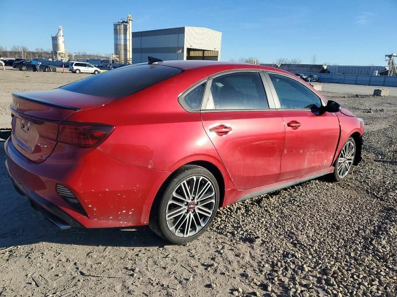 2022 KIA Forte gt