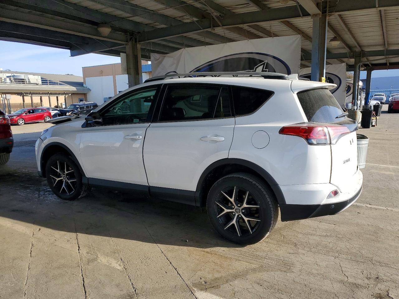 2017 Toyota Rav4 se