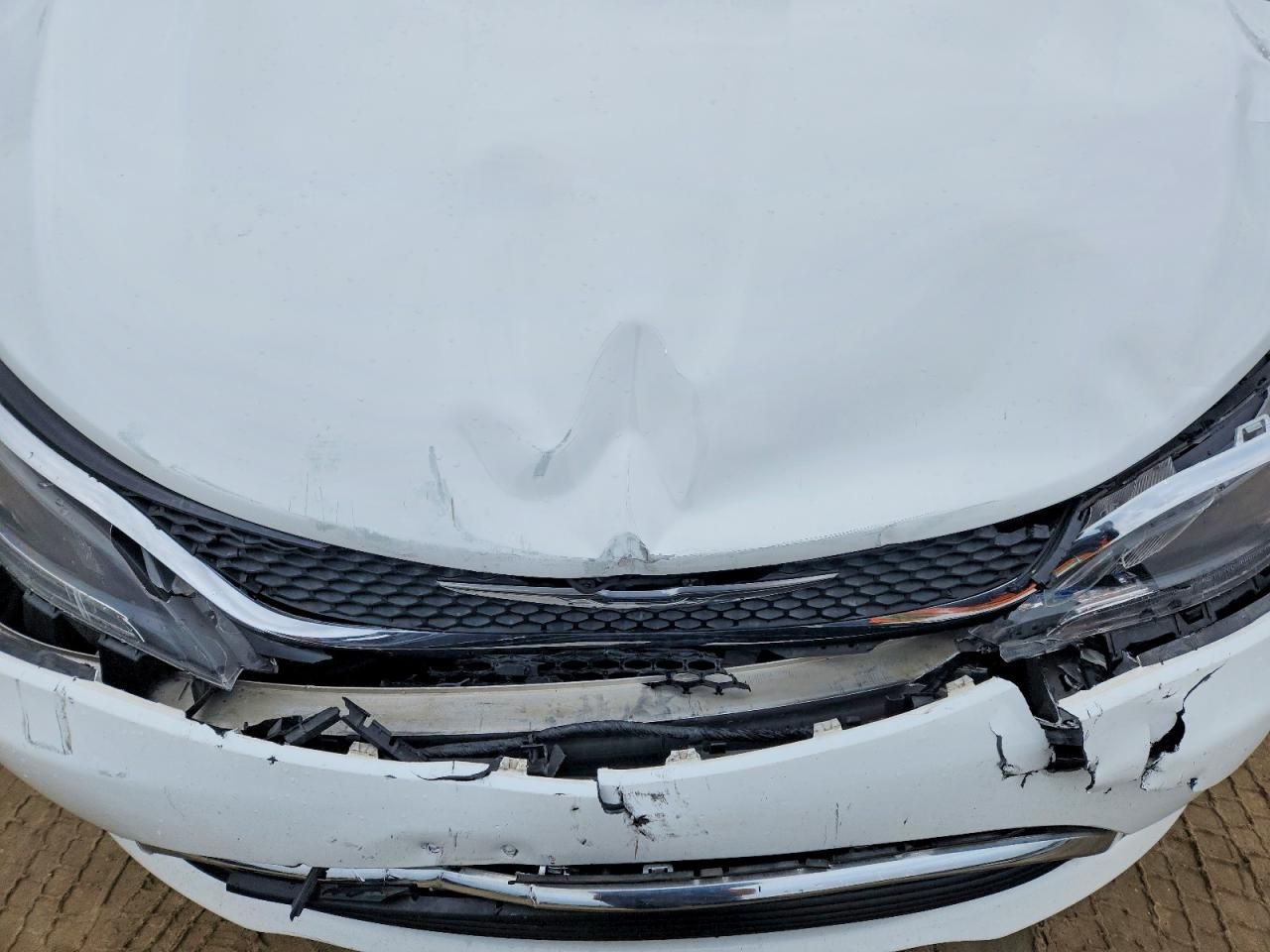 2017 Chrysler 200 Limited