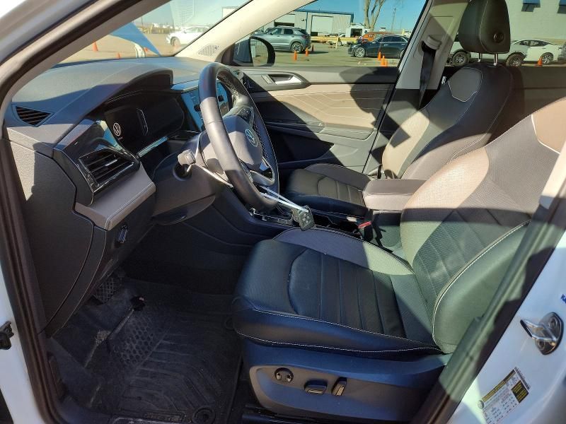 2024 Volkswagen Taos sel