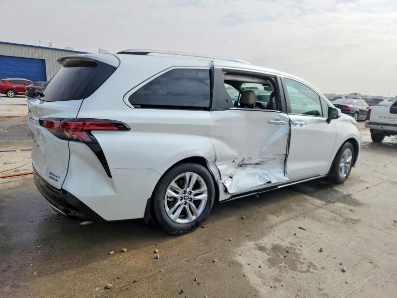 2024 Toyota Sienna Limited