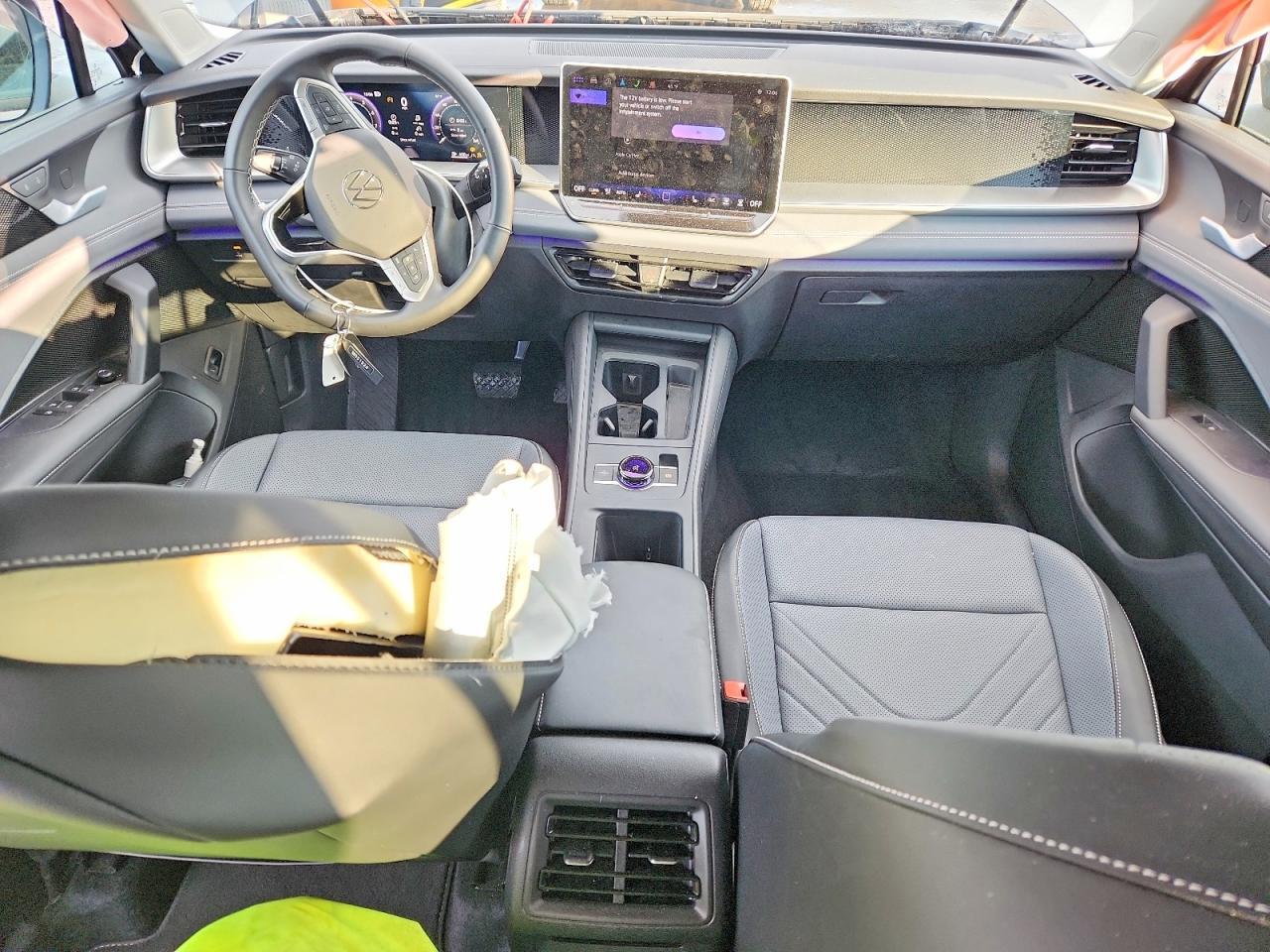 2025 Volkswagen Tiguan se