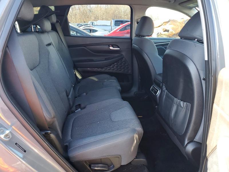 2021 Hyundai Santa fe se