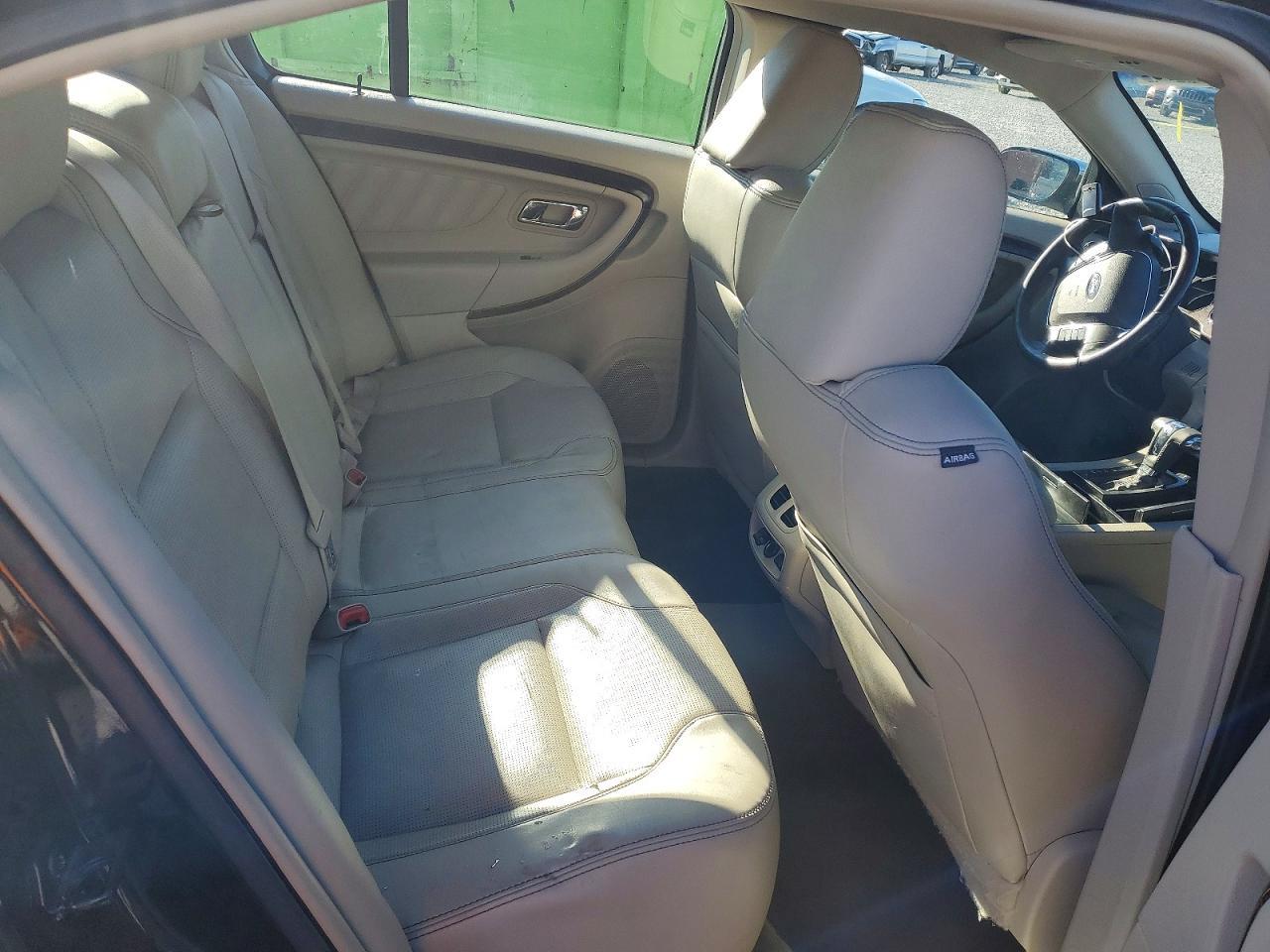 2010 Ford Taurus Limited