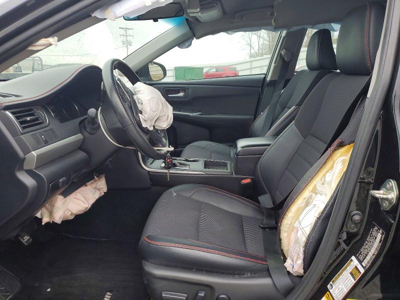 2016 Toyota Camry le