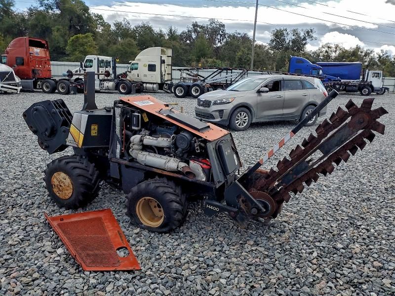 2015 Ditch Witch 410sx Trencher