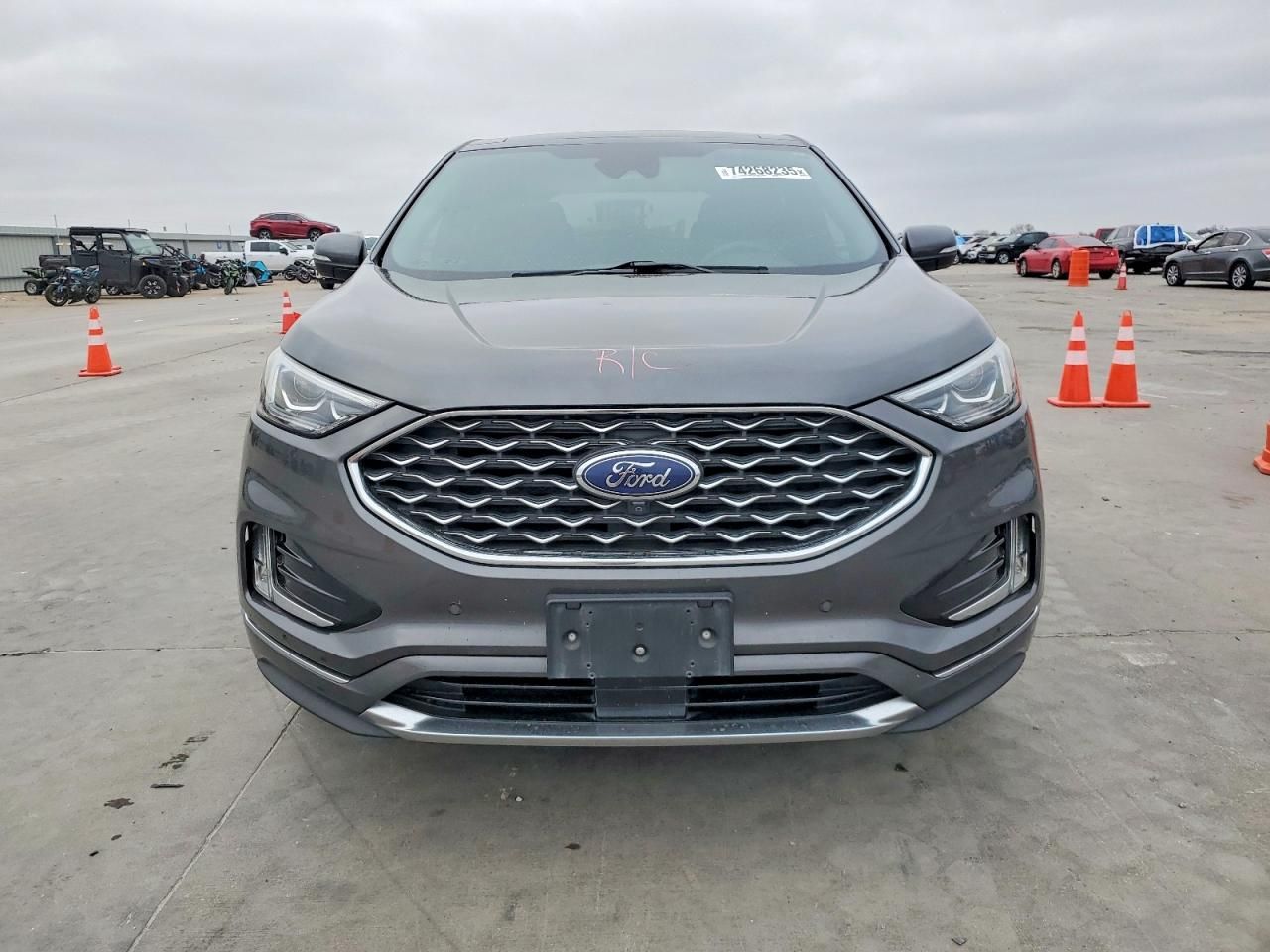 2020 Ford Edge Titanium