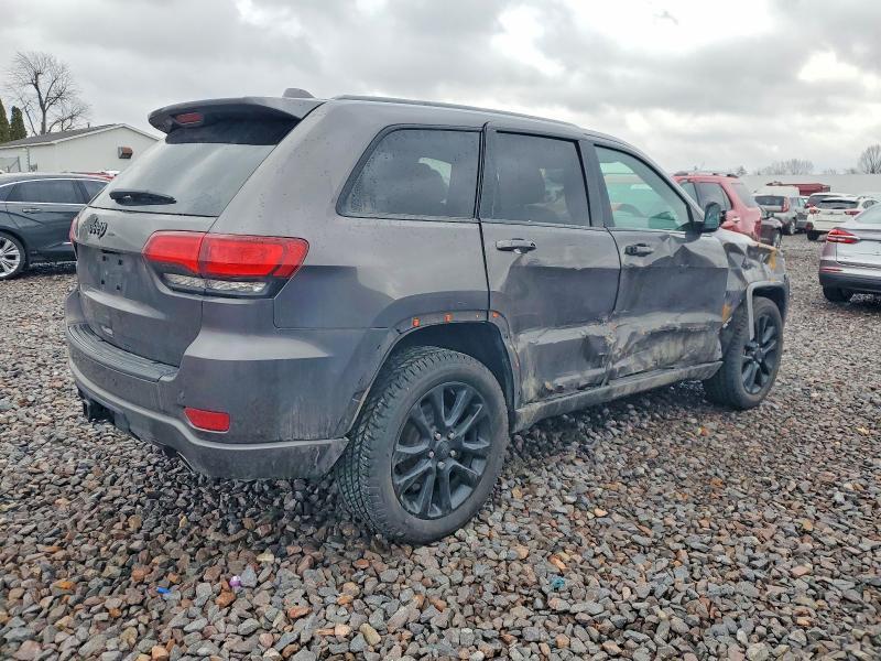 2020 Jeep Grand Cherokee Laredo