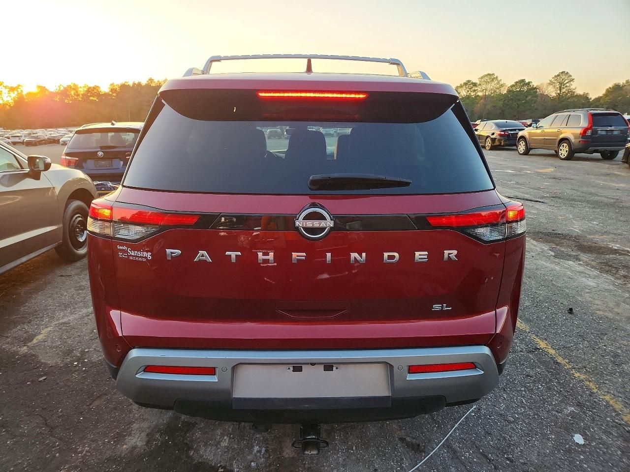 2023 Nissan Pathfinder sl