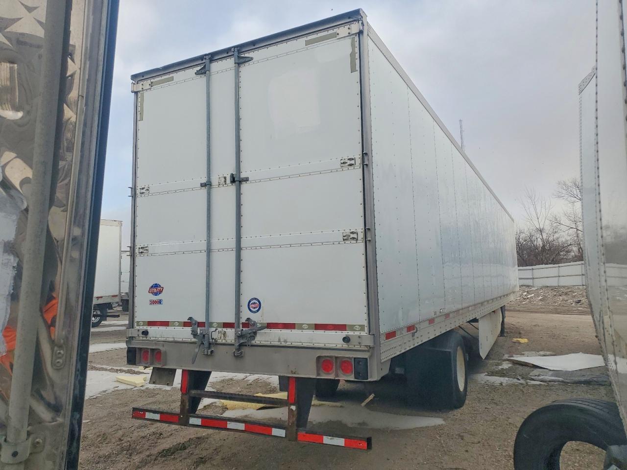 2014 Utility VS2RA DRY Van Trailer