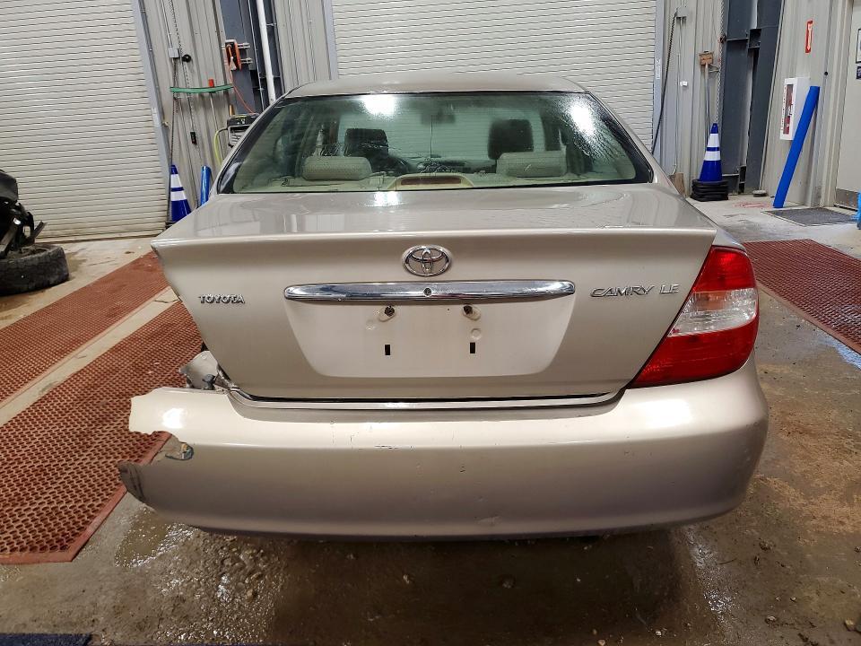 2003 Toyota Camry le
