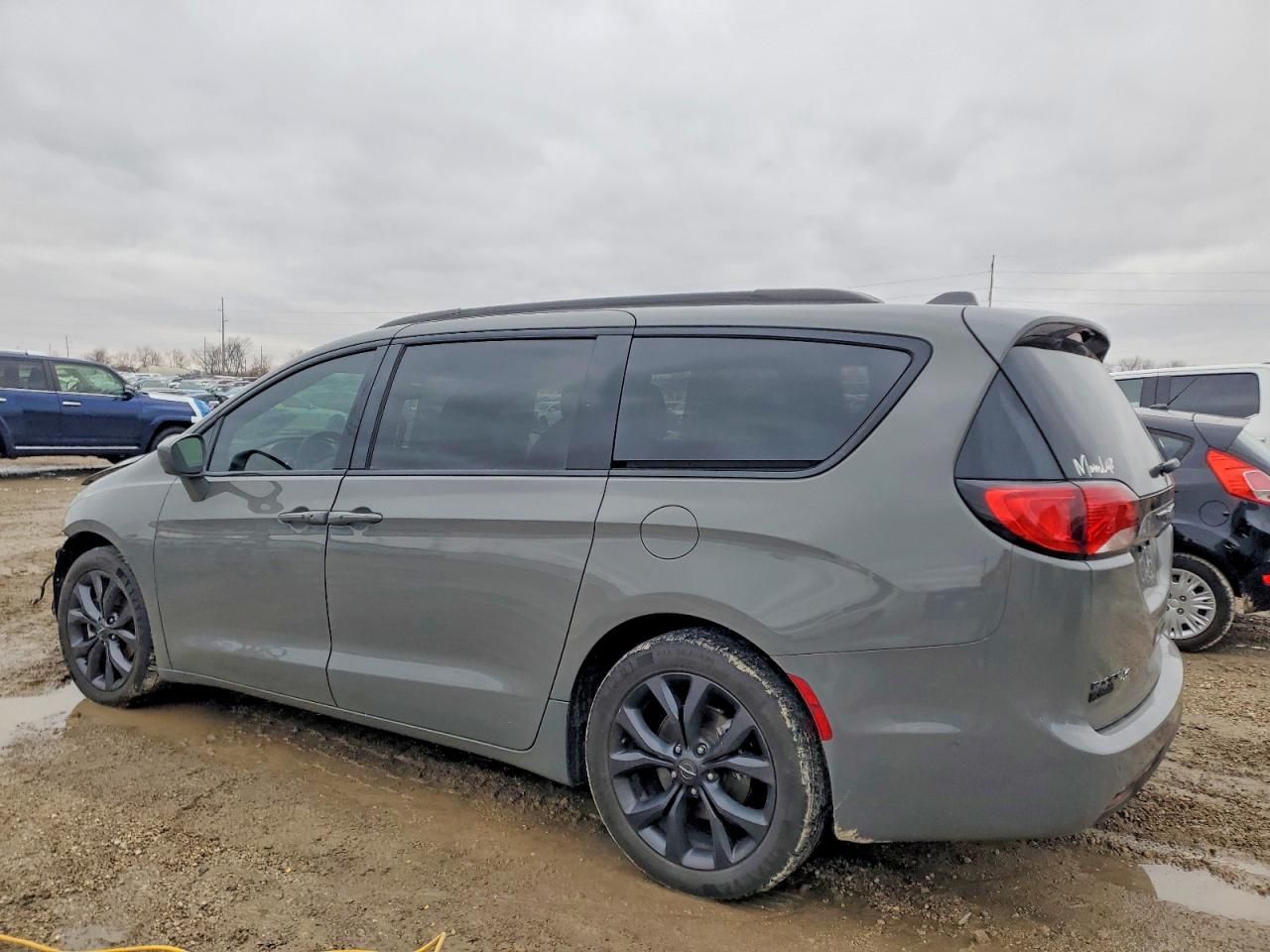 2020 Chrysler Pacifica Touring l Plus