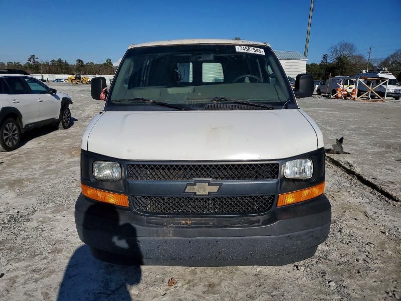 2017 Chevrolet Express 2500 Delivery Van