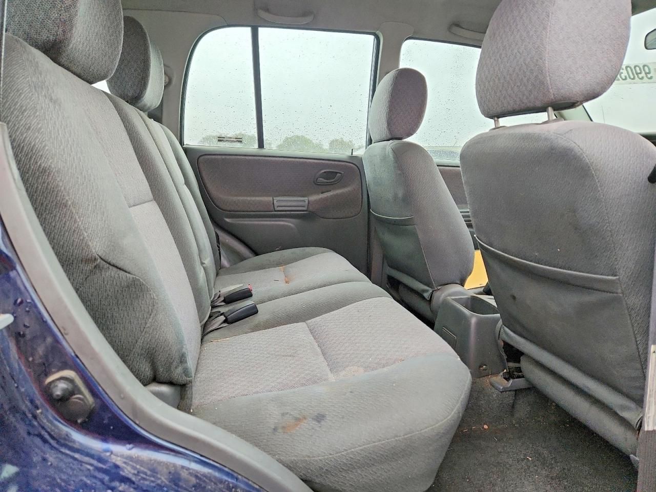 2001 Chevrolet Tracker