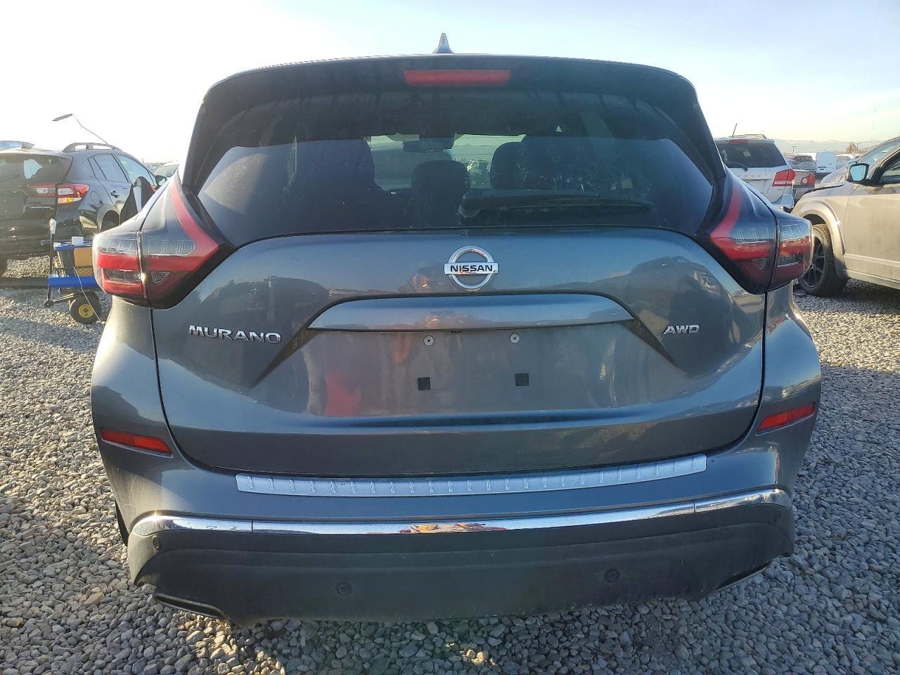 2020 Nissan Murano s
