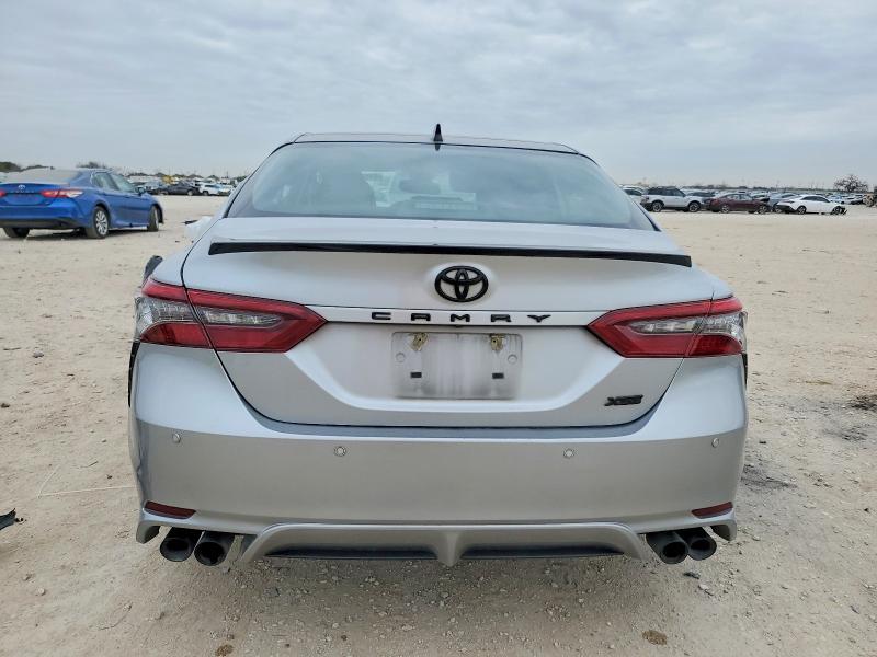 2022 Toyota Camry xse V6
