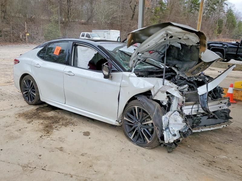 2020 Toyota Camry xse