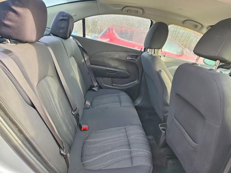 2017 Chevrolet Sonic lt