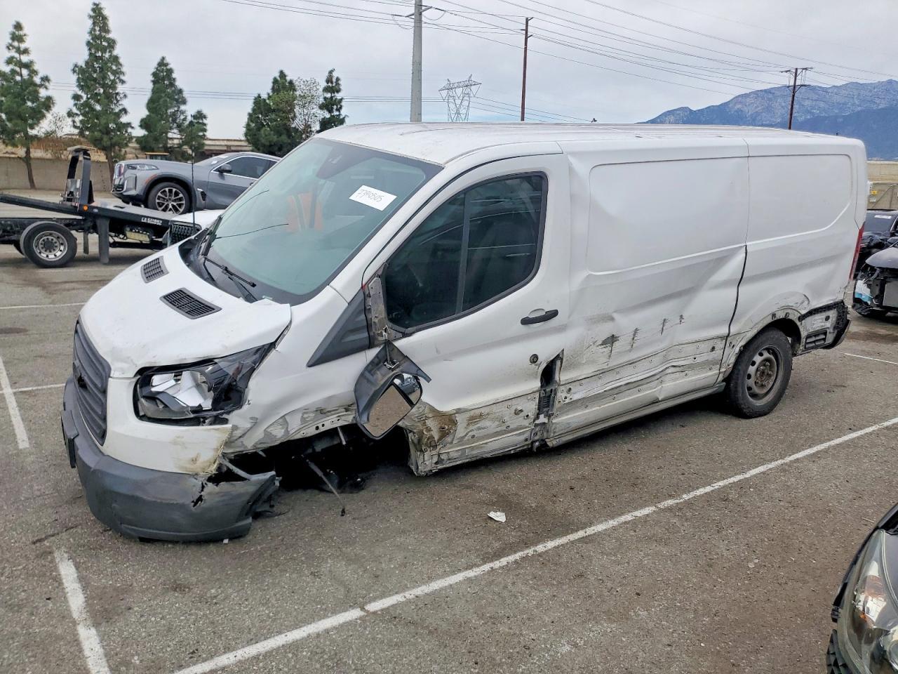 2018 Ford Transit T-250