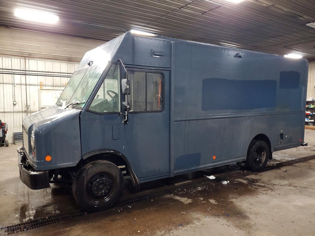 2020 Ford Commercial Chassis Delivery Truck