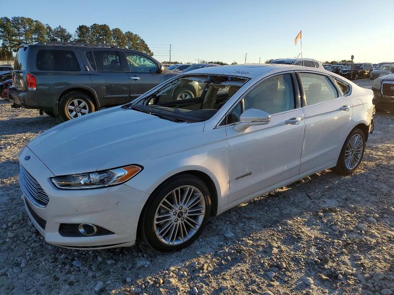 2014 Ford Fusion se Hybrid