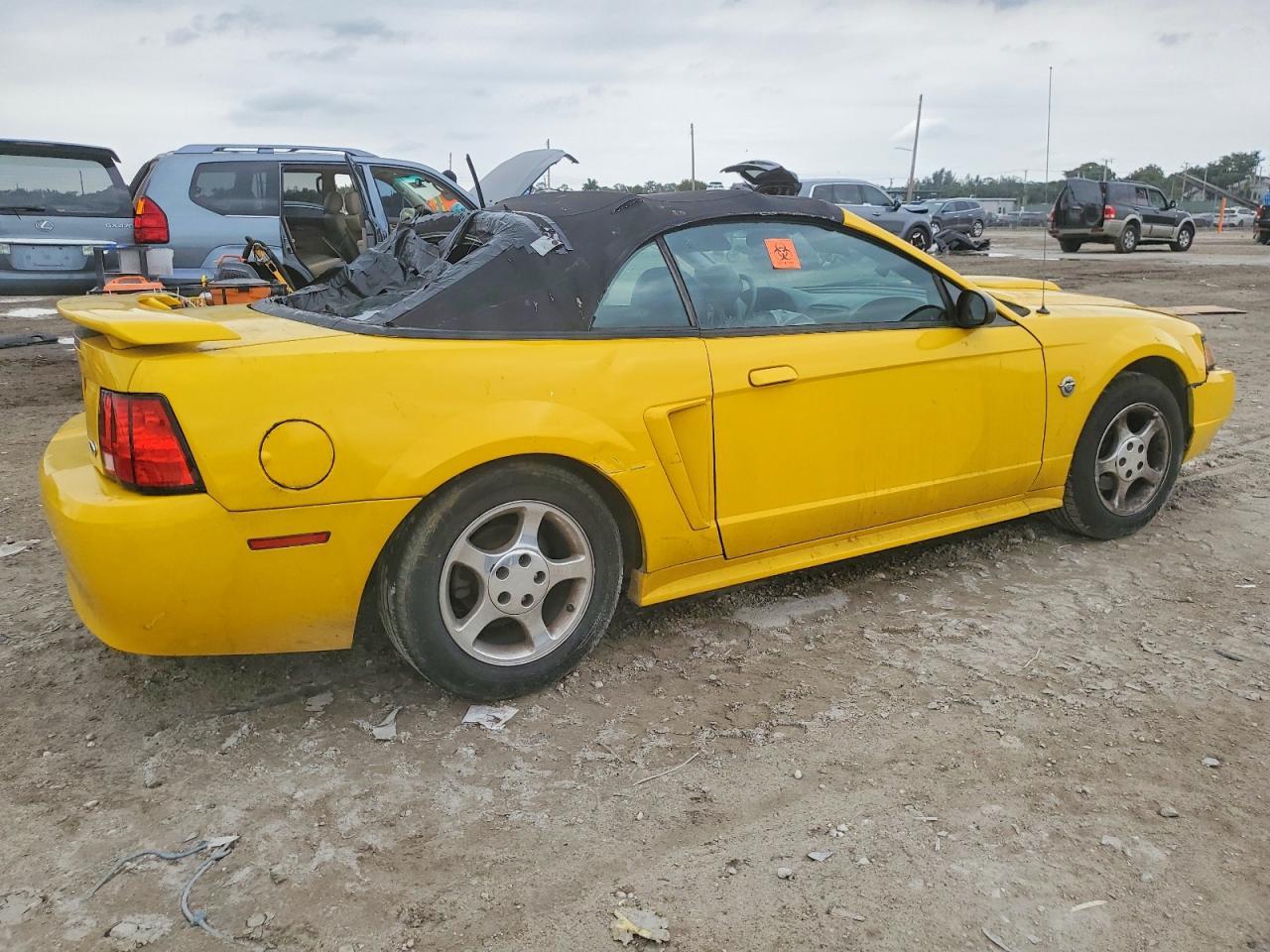2004 Ford Mustang