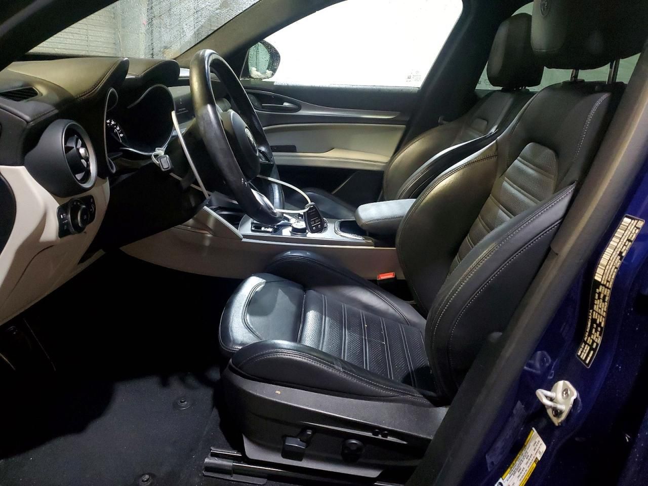 2020 Alfa Romeo Stelvio ti